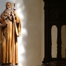 Statue of Saint Benedict (chorus) ; beuronien art